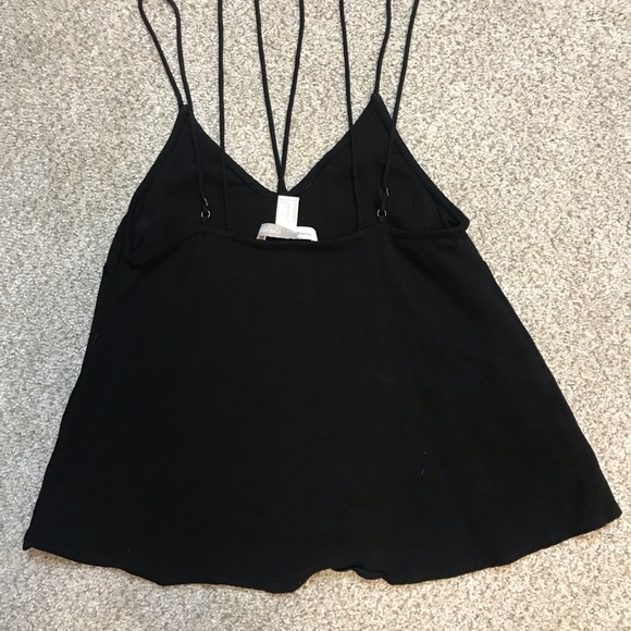 Black spaghetti strap crop - Picture 2 of 2